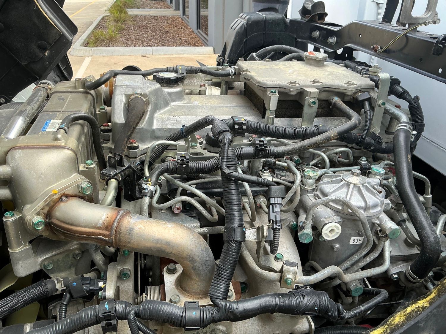 2014 Hino FC500 Service Body/Tipper