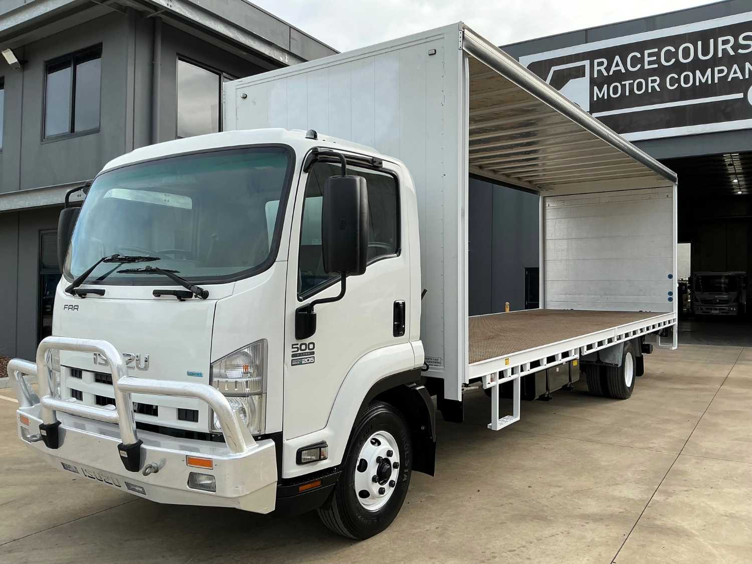 2015 ISUZU FRR500 CURTAINSIDER