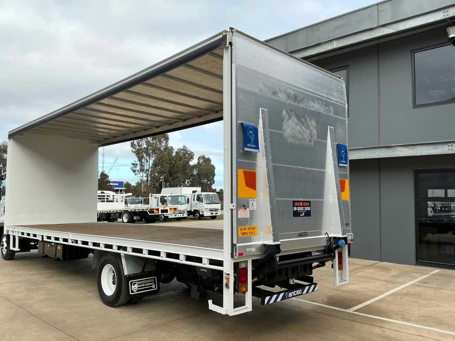 2015 ISUZU FRR500 CURTAINSIDER