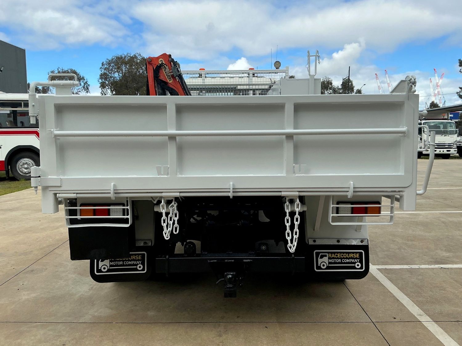 2014 Hino FC500 Service Body/Tipper