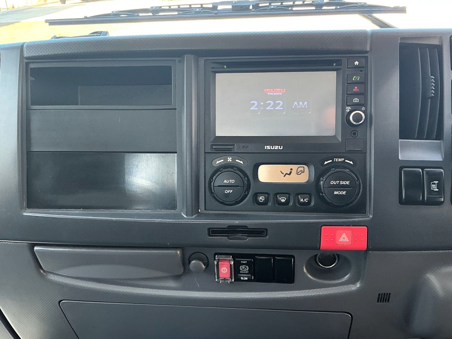 2013 ISUZU FSR850 SKEL TRAY