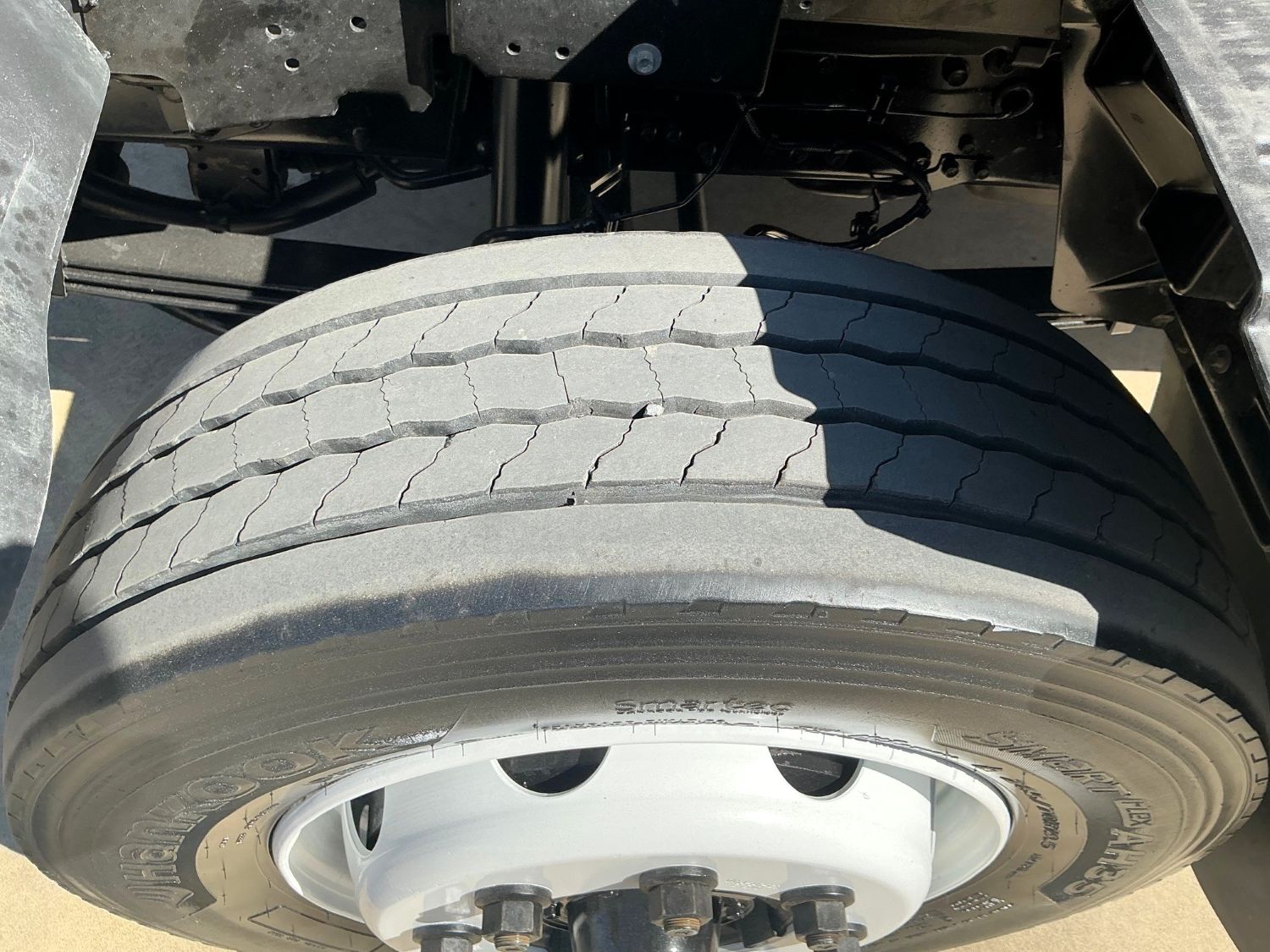 2013 ISUZU FSR850 SKEL TRAY
