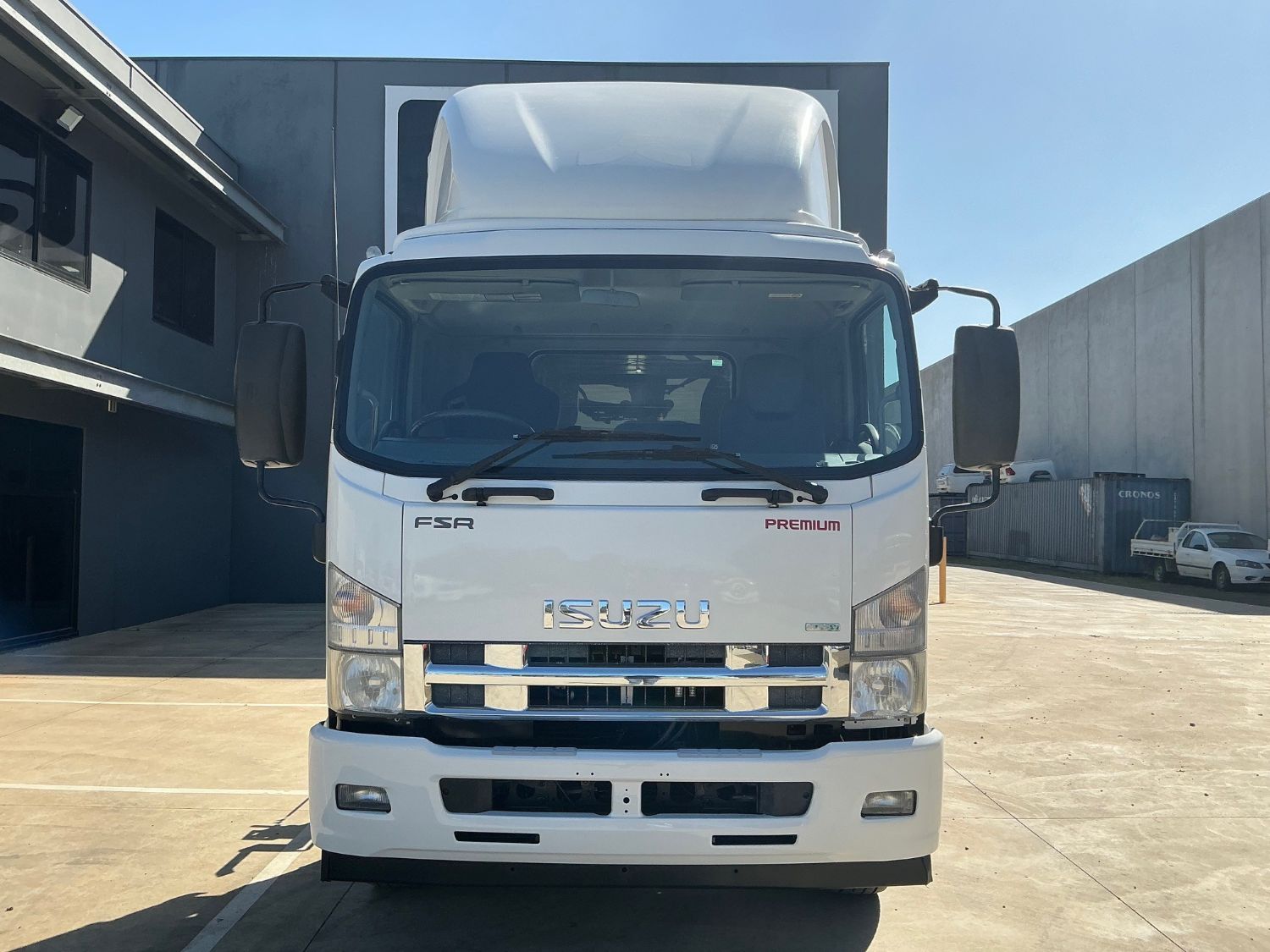 2013 ISUZU FSR850 SKEL TRAY