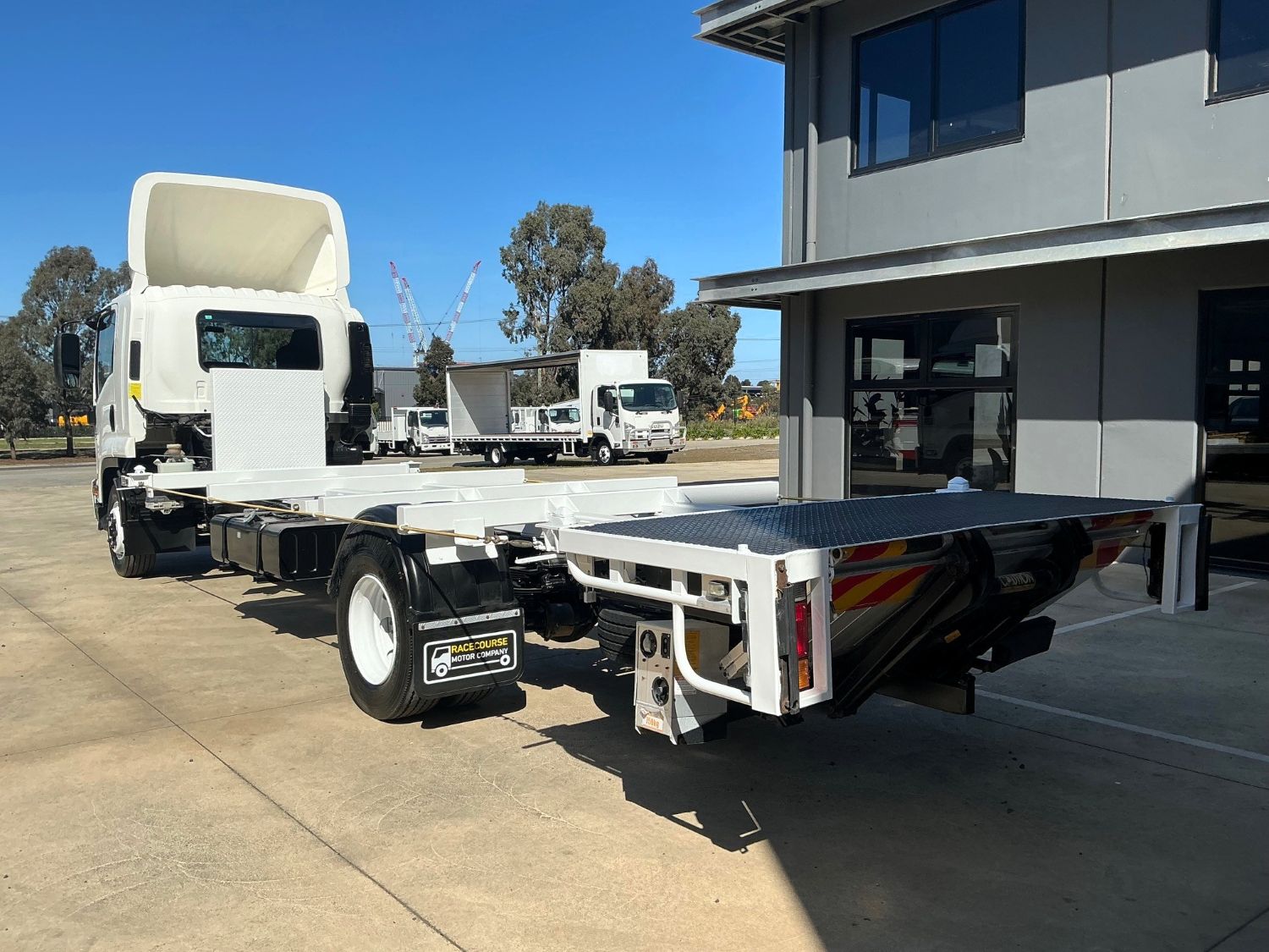 2013 Isuzu FSR850 Tray