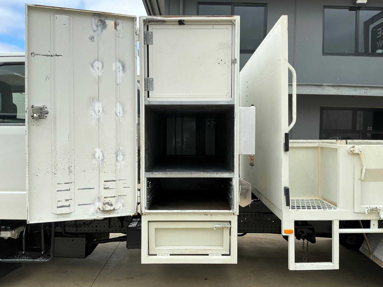 2012 ISUZU NQR450 DUAL CAB TIPPER