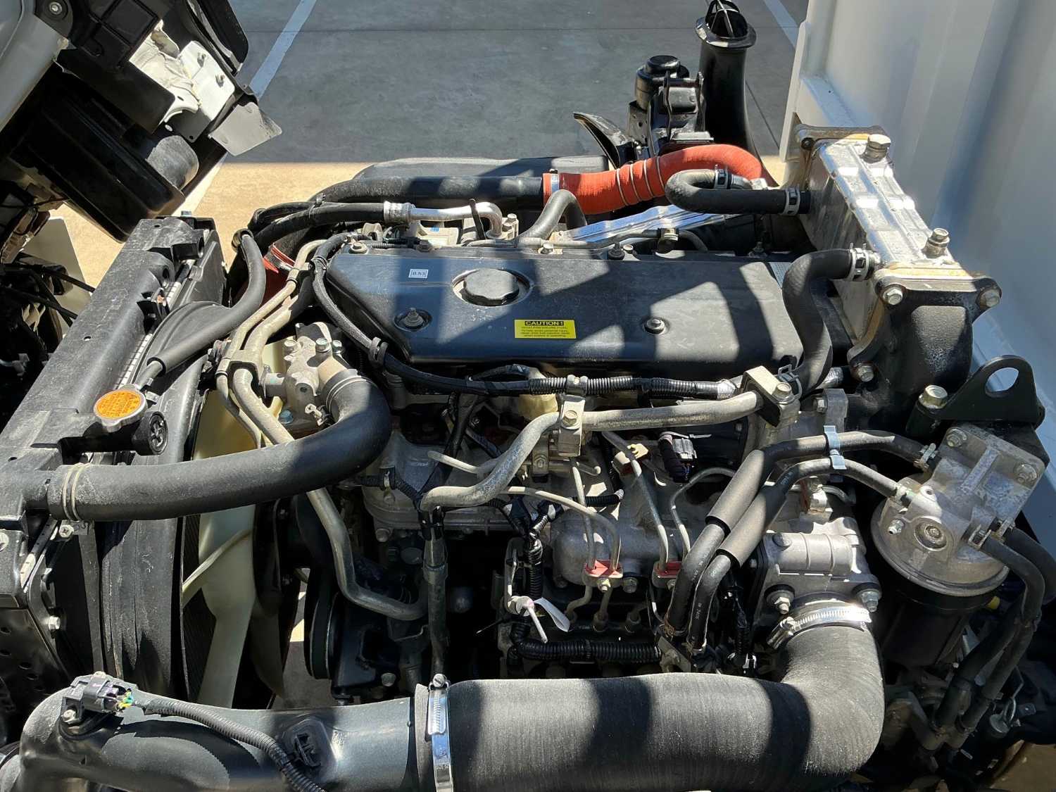 2017 ISUZU NPR45 TRAY